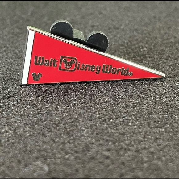 Disney Pin - Walt Disney World Hidden Mickey Flag Pennant -Red 1 of 5 - Picture 1 of 3